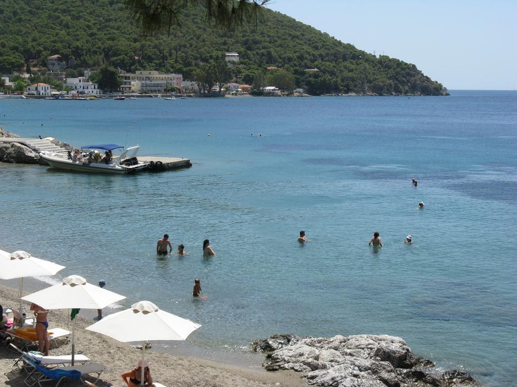 Golden View Hotell Poros Town Exteriör bild
