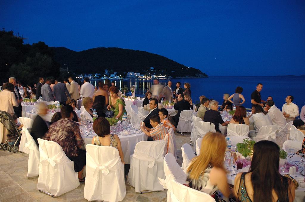 Golden View Hotell Poros Town Exteriör bild